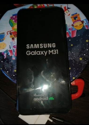 Зависло окно Загрузки Samsung Galaxy m31