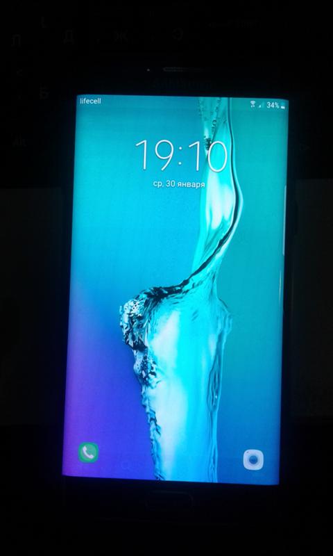 Баги экрана Samsung Galaxy S6 Edge Plus - 2