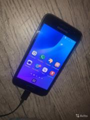 Какой телефон модель лучше купить 1 ф Huawei. 2 ф SAMSUNG Galaxy J1. 3 ф Samsung Galaxy ASE 4 NEO. 4 ф SAMSUNG J3 - 1