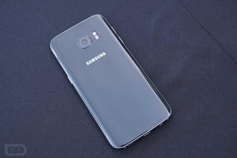 Где качество фото видео лучше на Sony Cyber-shot DSC-HX60 или на Samsung galaxy S7