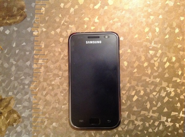 Как называется этот телефон Samsung Galaxy